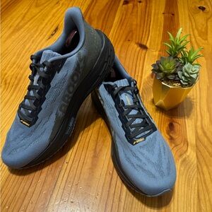 BROOKS Launch 11 1104501D.461 Country Blue/Ebony/Orange Men’s SIZE 11